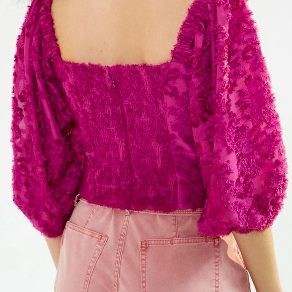 ANTHROPOLOGIE, HUTCH — THE MEDLEY BLOUSE, SPRING/SUMMER TOP, IN “BERRY,” SIZE XS - Picture 3 of 11